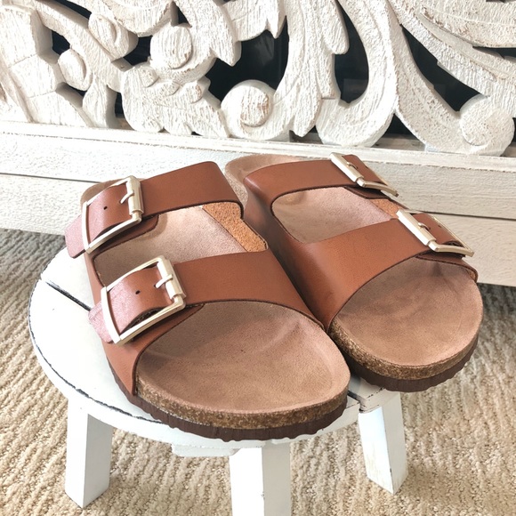 Steve Madden Cognac Brown Sandals - Picture 2 of 3